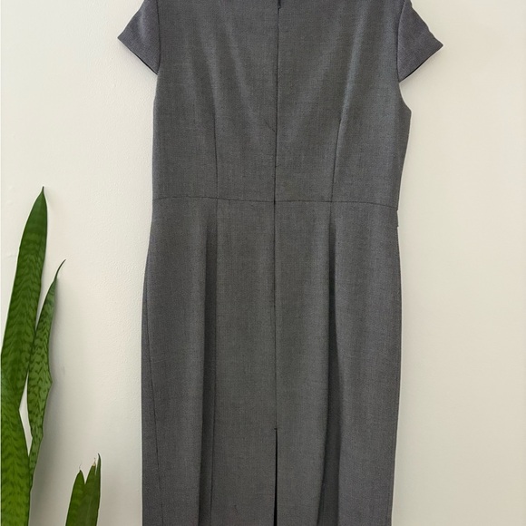 Tahari Elegant Gray Dress with Bow Detail - Picture 2 of 6
